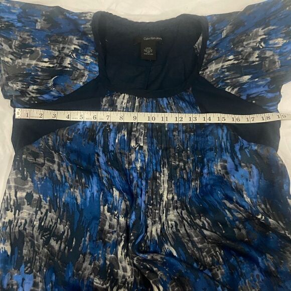 Calvin Klein women’s short bell sleeve pleaded A-line blouse size small - Picture 5 of 8